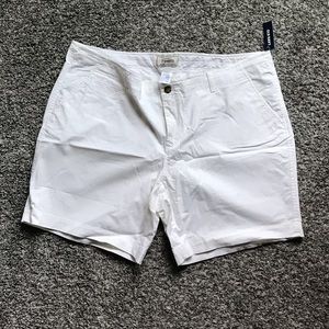 NWT white old navy shorts